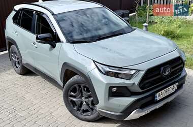 Внедорожник / Кроссовер Toyota RAV4 2024 в Киеве