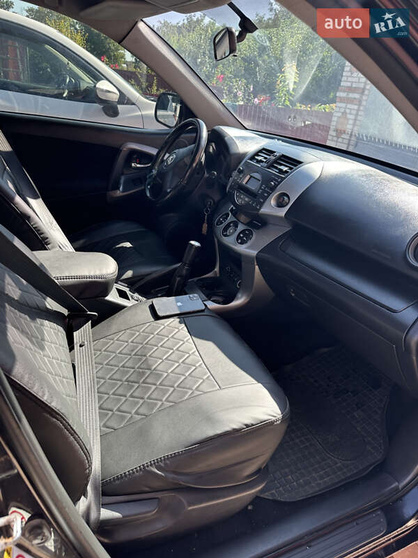 Позашляховик / Кросовер Toyota RAV4 2008 в Києві фото 12 Позашляховик / Кросовер Toyota RAV4 2008 в Києві