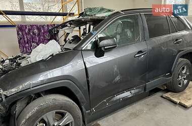 Внедорожник / Кроссовер Toyota RAV4 2022 в Мукачево