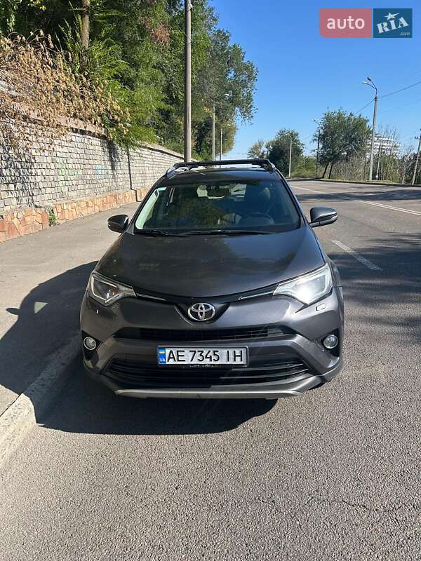 Toyota RAV4 2017