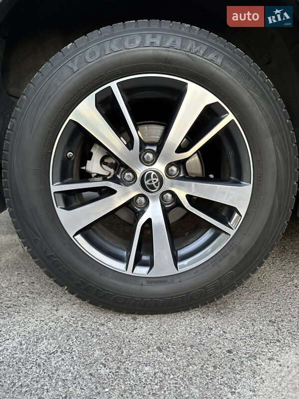 Внедорожник / Кроссовер Toyota RAV4 2017 в Львове фото 19 Внедорожник / Кроссовер Toyota RAV4 2017 в Львове