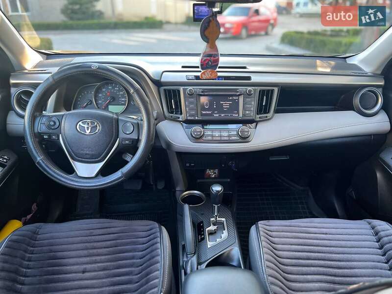 Позашляховик / Кросовер Toyota RAV4 2015 в Могилів-Подільському фото 31 Позашляховик / Кросовер Toyota RAV4 2015 в Могилів-Подільському
