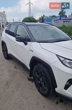 Внедорожник / Кроссовер Toyota RAV4 2019 в Сумах