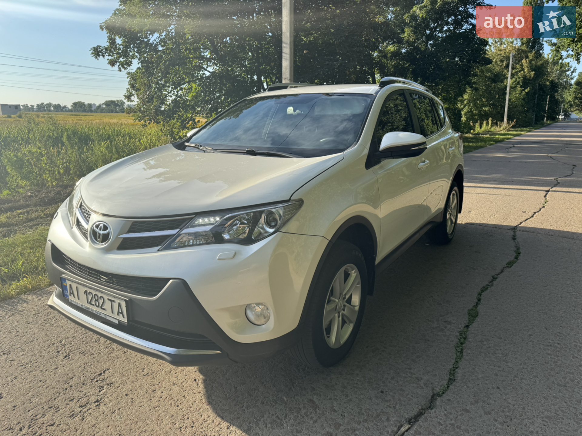 2014 Toyota RAV 4 - фото 1