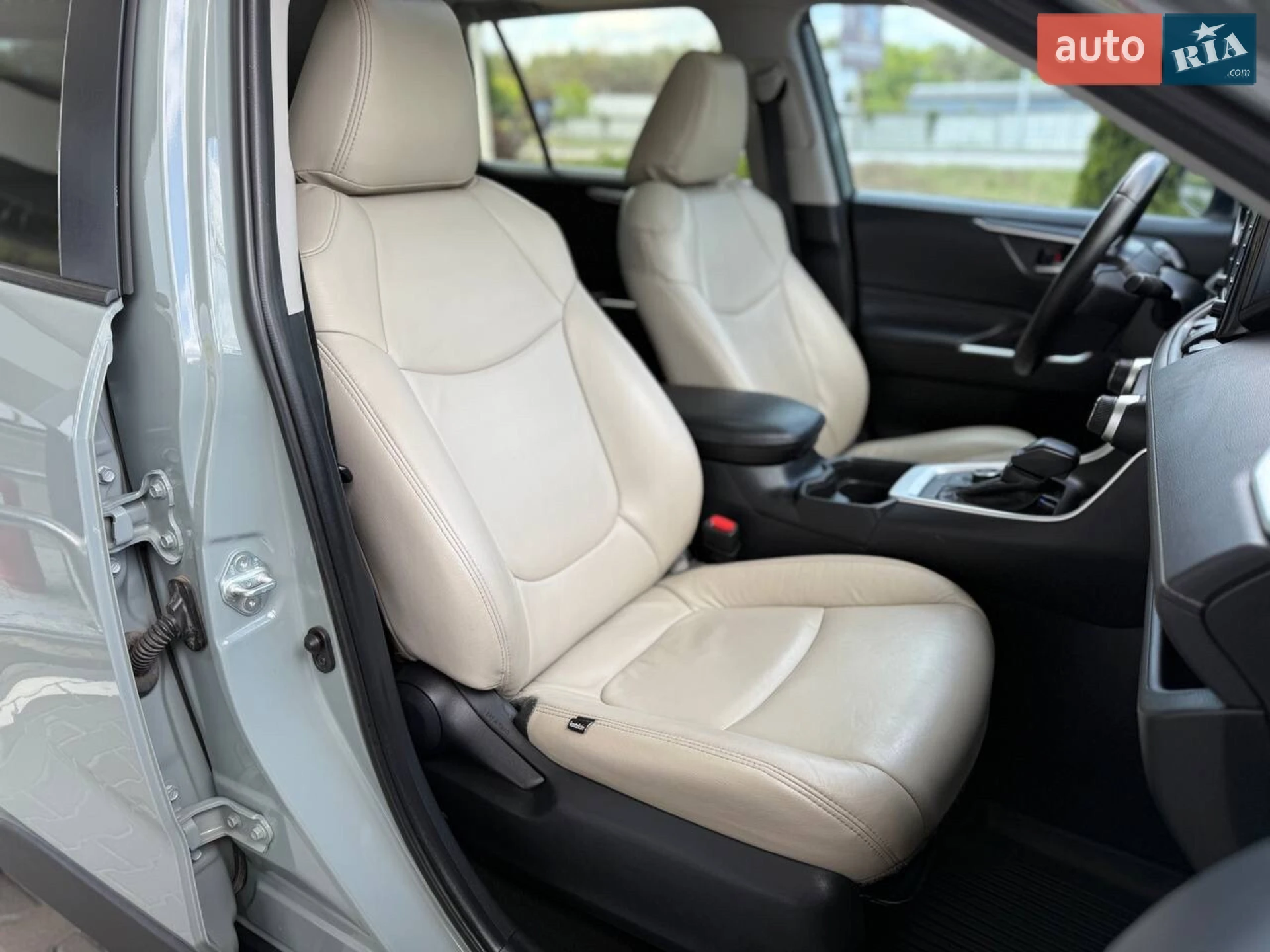 2019 Toyota RAV 4 - мініатюра 39