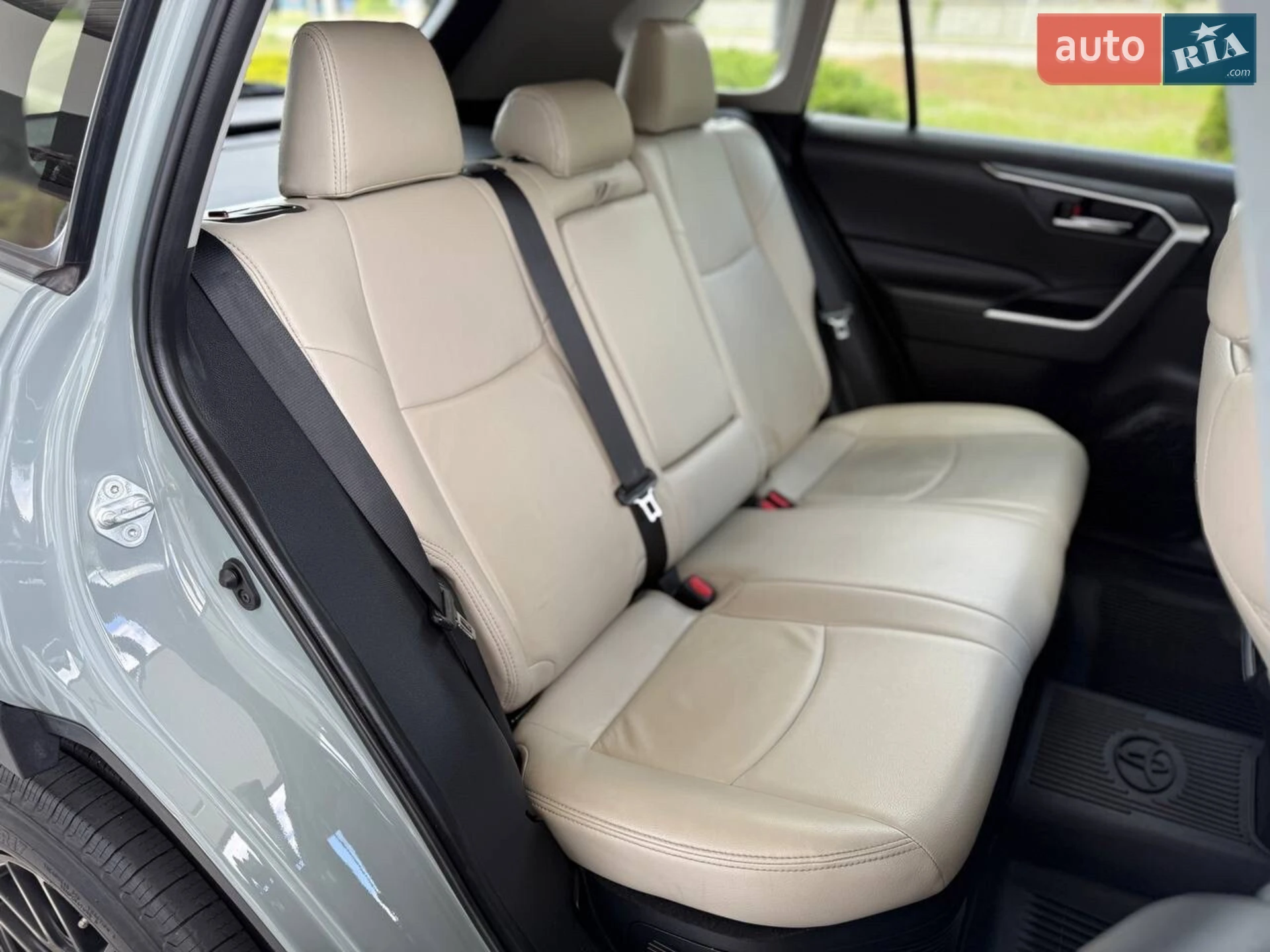 2019 Toyota RAV 4 - мініатюра 42