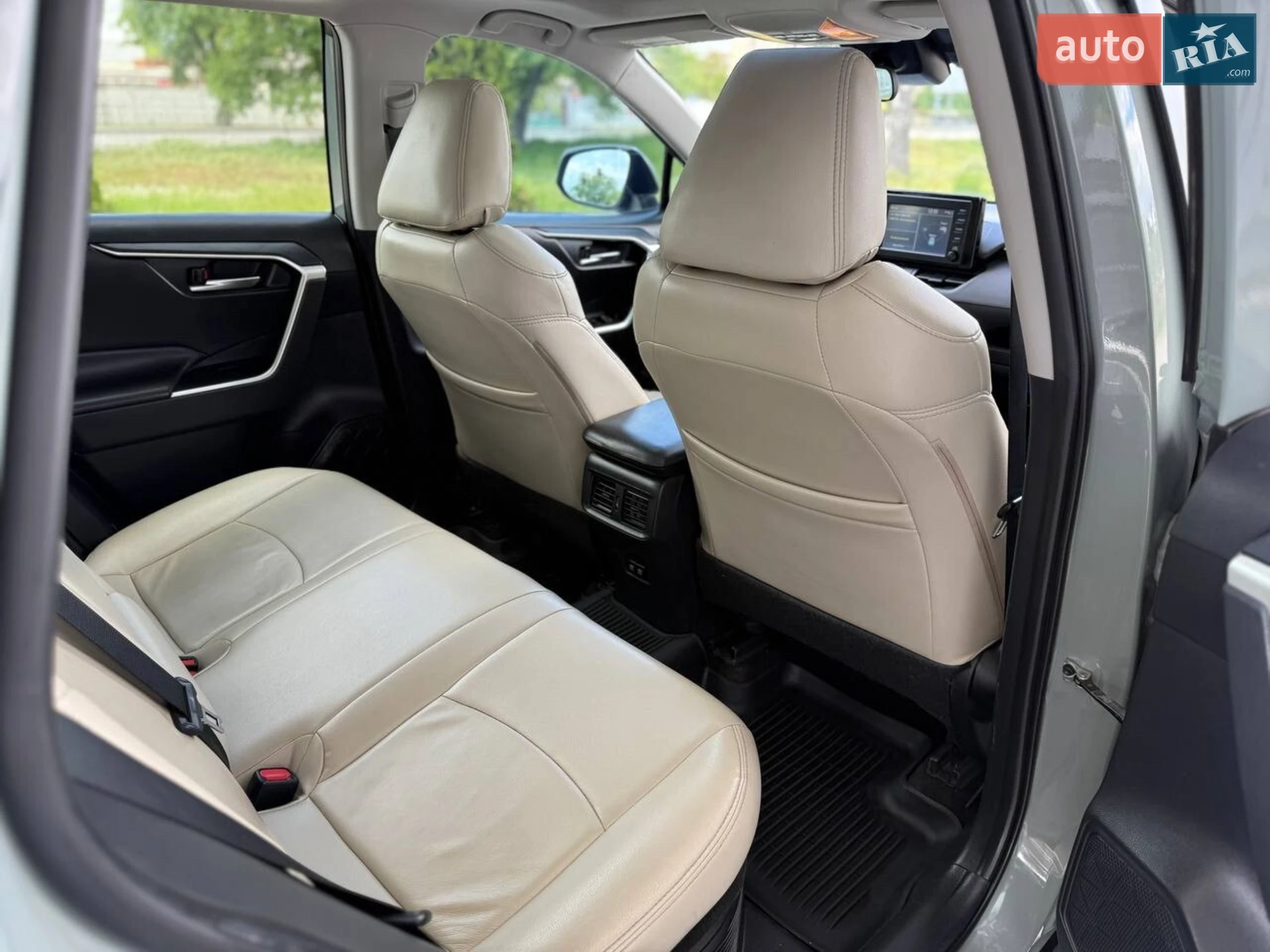 2019 Toyota RAV 4 - мініатюра 41