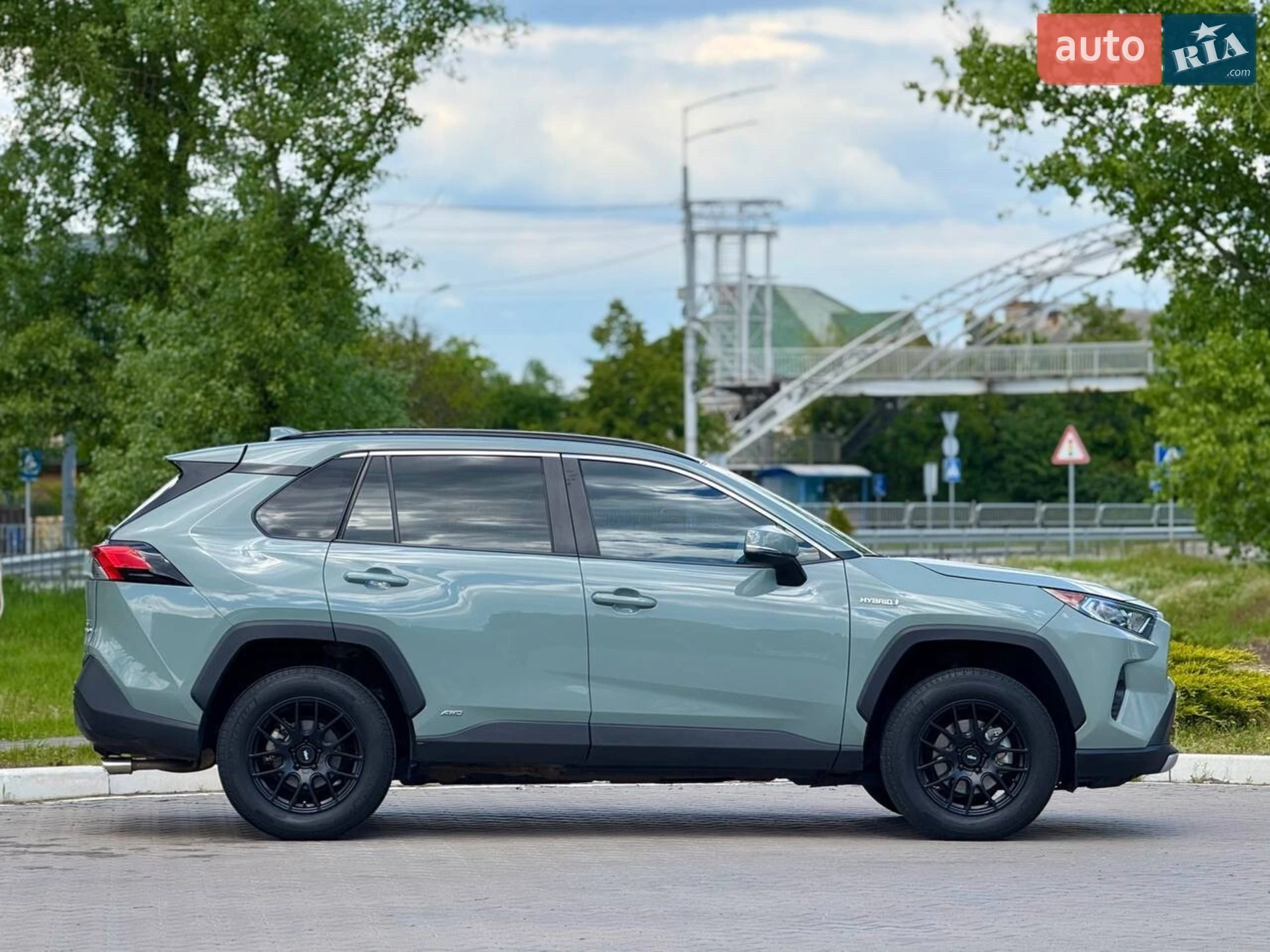 2019 Toyota RAV 4 - мініатюра 8