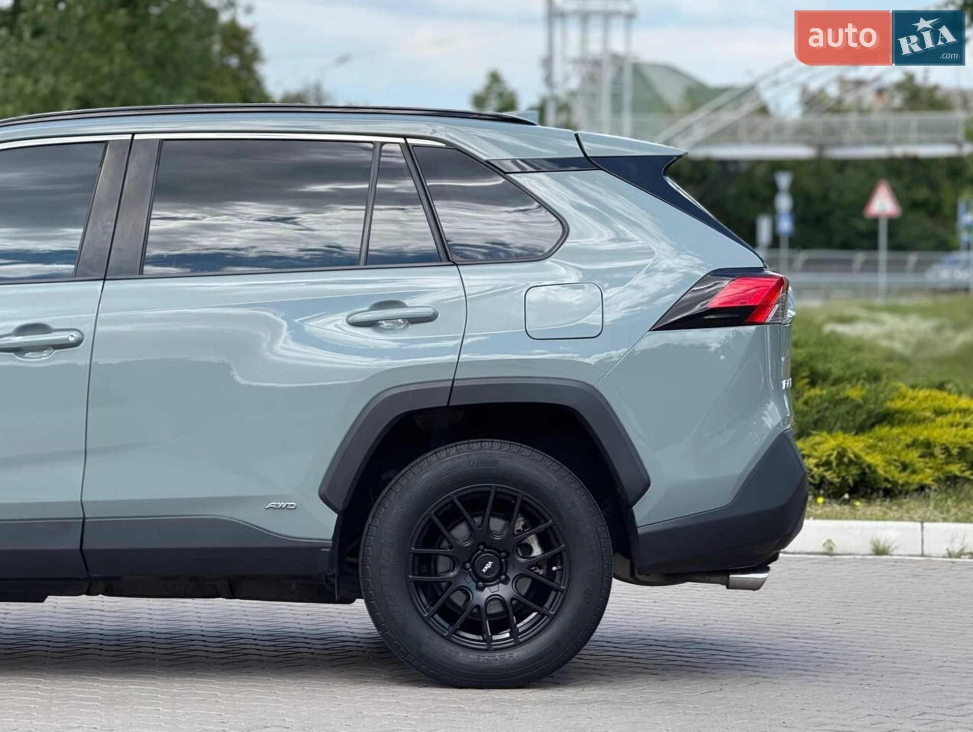 2019 Toyota RAV 4 - мініатюра 18