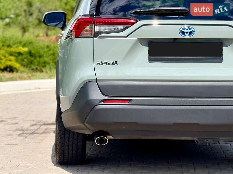 Внедорожник / Кроссовер Toyota RAV4 2019 в Киеве фото 14 Внедорожник / Кроссовер Toyota RAV4 2019 в Киеве