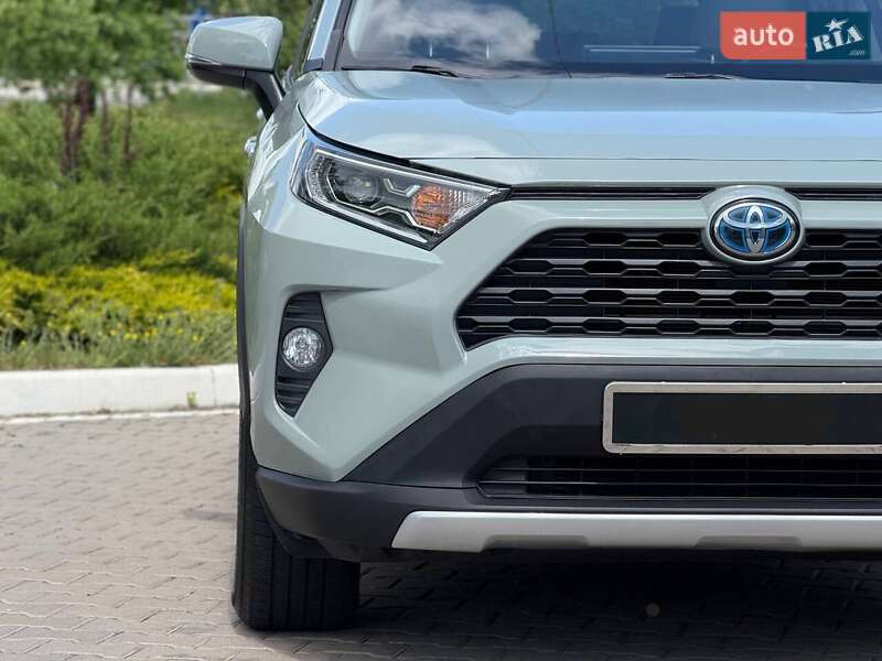 Внедорожник / Кроссовер Toyota RAV4 2019 в Киеве фото 5 Внедорожник / Кроссовер Toyota RAV4 2019 в Киеве