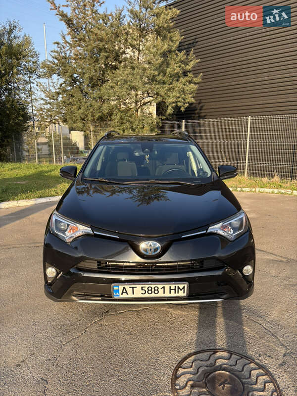 Внедорожник / Кроссовер Toyota RAV4 2016 в Львове фото 2 Внедорожник / Кроссовер Toyota RAV4 2016 в Львове