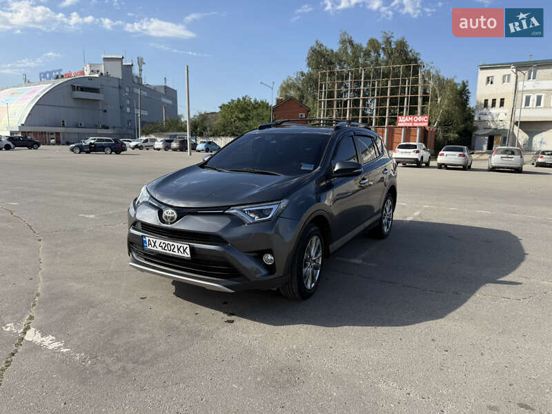 Toyota RAV4 2017