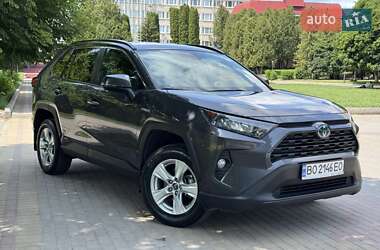 Позашляховик / Кросовер Toyota RAV4 2019 в Тернополі