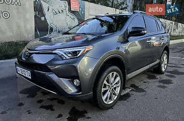 Внедорожник / Кроссовер Toyota RAV4 2016 в Киеве