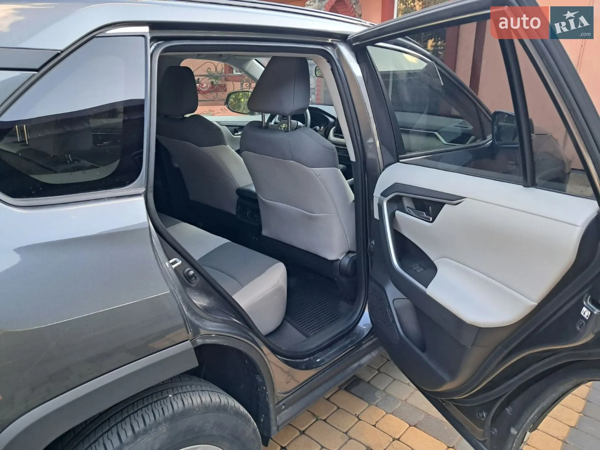 2021 Toyota RAV 4 - мініатюра 9