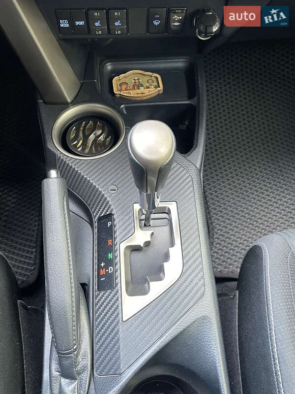 Позашляховик / Кросовер Toyota RAV4 2013 в Дніпрі фото 56 Позашляховик / Кросовер Toyota RAV4 2013 в Дніпрі