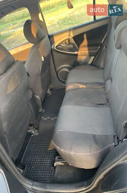 Внедорожник / Кроссовер Toyota RAV4 2007 в 