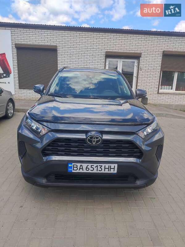 Toyota RAV4 2021