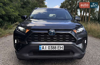 Внедорожник / Кроссовер Toyota RAV4 2019 в Киеве