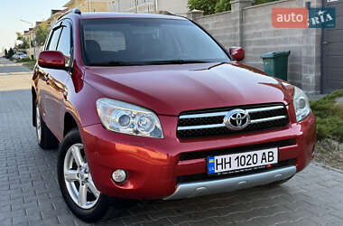 Внедорожник / Кроссовер Toyota RAV4 2006 в 