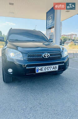 Внедорожник / Кроссовер Toyota RAV4 2006 в Николаеве