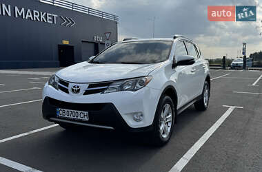 Внедорожник / Кроссовер Toyota RAV4 2013 в Чернигове