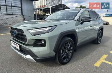 Внедорожник / Кроссовер Toyota RAV4 2023 в Киеве