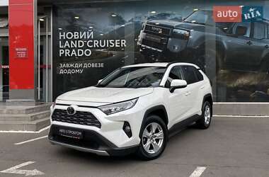 Внедорожник / Кроссовер Toyota RAV4 2020 в Одессе