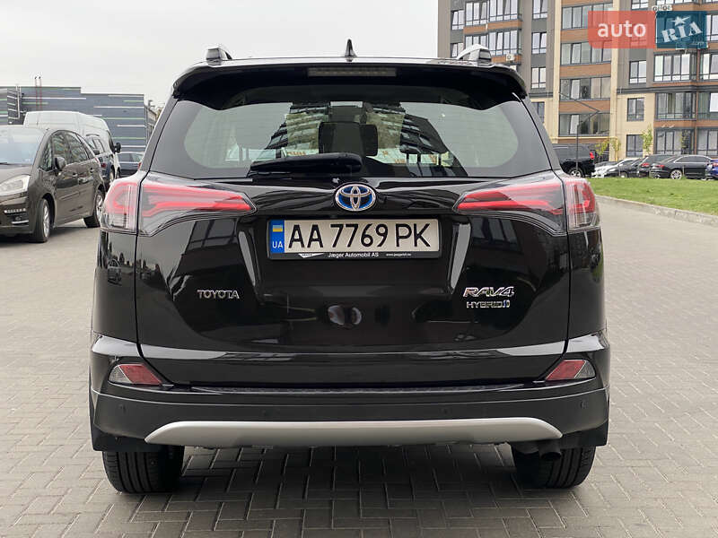 Внедорожник / Кроссовер Toyota RAV4 2016 в Житомире