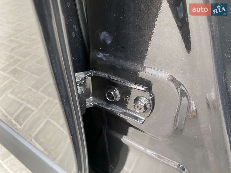Внедорожник / Кроссовер Toyota RAV4 2016 в Житомире