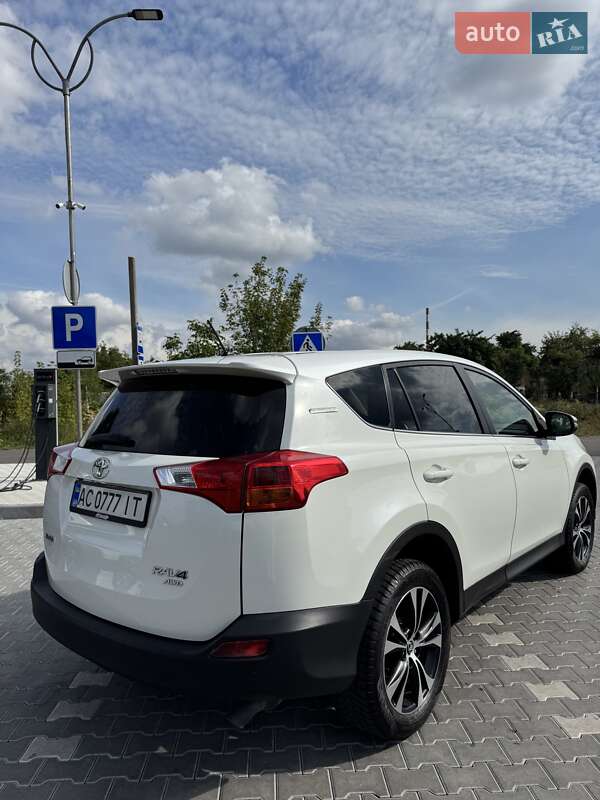 Позашляховик / Кросовер Toyota RAV4 2014 в Володимирі фото 12 Позашляховик / Кросовер Toyota RAV4 2014 в Володимирі