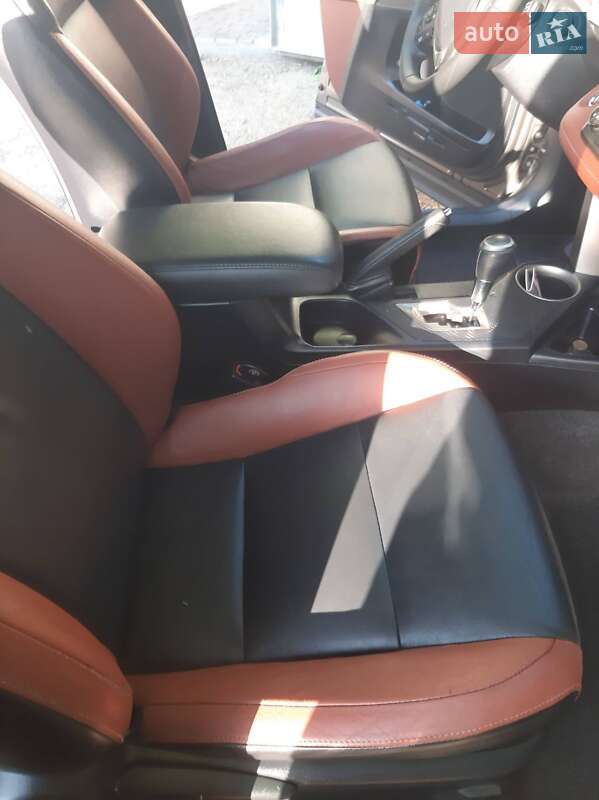 Внедорожник / Кроссовер Toyota RAV4 2013 в Одессе фото 37 Внедорожник / Кроссовер Toyota RAV4 2013 в Одессе