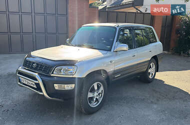 Позашляховик / Кросовер Toyota RAV4 1998 в Харкові