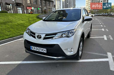 Внедорожник / Кроссовер Toyota RAV4 2013 в Киеве