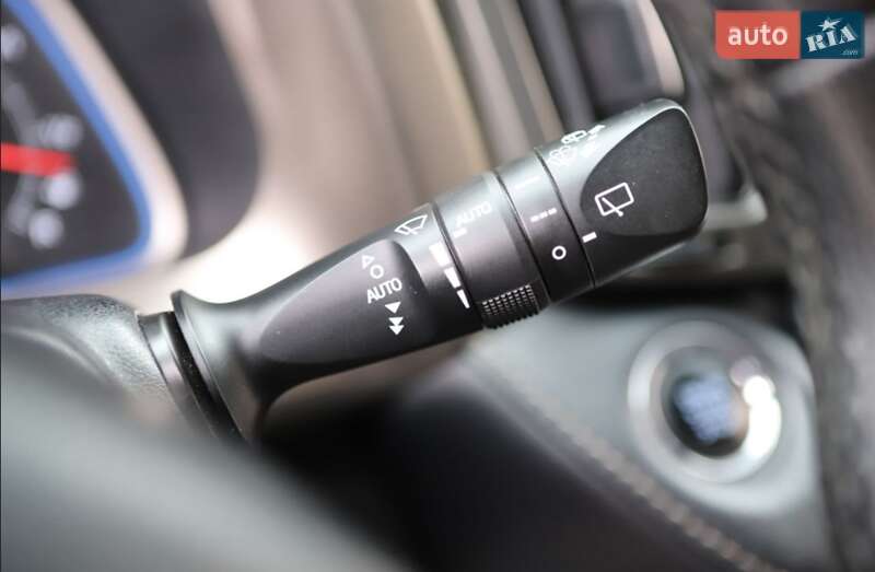 Внедорожник / Кроссовер Toyota RAV4 2014 в Звягеле