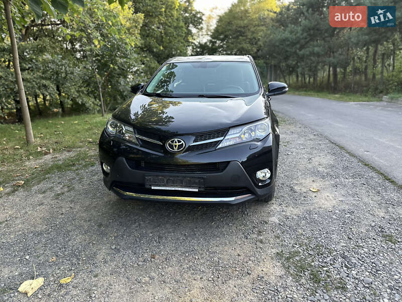 Toyota RAV4 2014