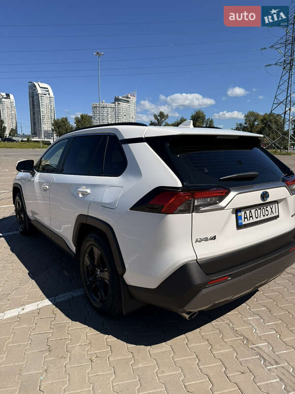 Внедорожник / Кроссовер Toyota RAV4 2019 в Киеве фото 6 Внедорожник / Кроссовер Toyota RAV4 2019 в Киеве