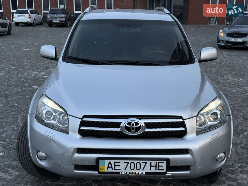 Внедорожник / Кроссовер Toyota RAV4 2007 в Днепре