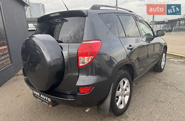 Внедорожник / Кроссовер Toyota RAV4 2008 в 