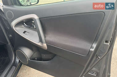 Внедорожник / Кроссовер Toyota RAV4 2008 в 