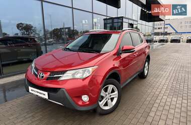 Позашляховик / Кросовер Toyota RAV4 2014 в Києві
