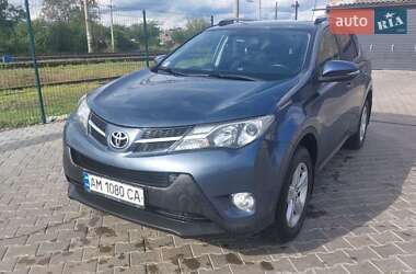 Позашляховик / Кросовер Toyota RAV4 2014 в Звягелі