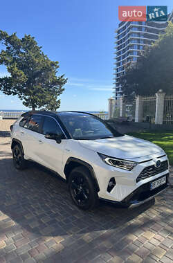 Позашляховик / Кросовер Toyota RAV4 2021 в Одесі