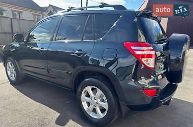 Внедорожник / Кроссовер Toyota RAV4 2011 в 