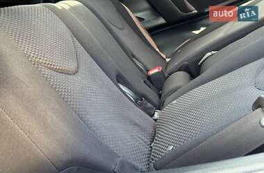 Внедорожник / Кроссовер Toyota RAV4 2011 в 