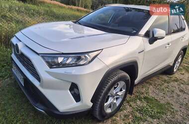 Внедорожник / Кроссовер Toyota RAV4 2021 в Черновцах