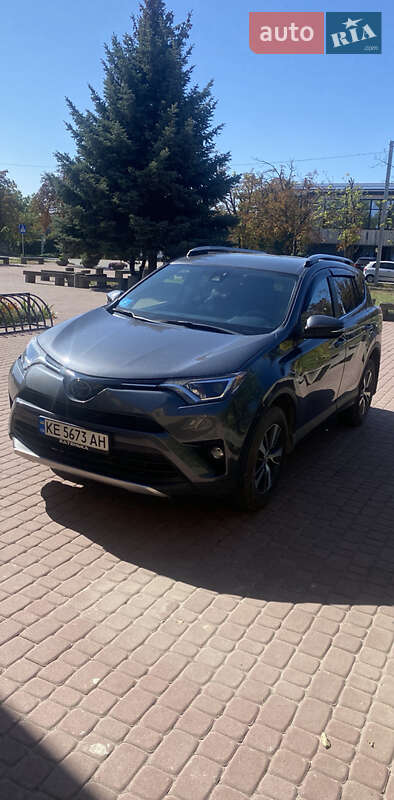 Внедорожник / Кроссовер Toyota RAV4 2018 в Днепре фото 3 Внедорожник / Кроссовер Toyota RAV4 2018 в Днепре