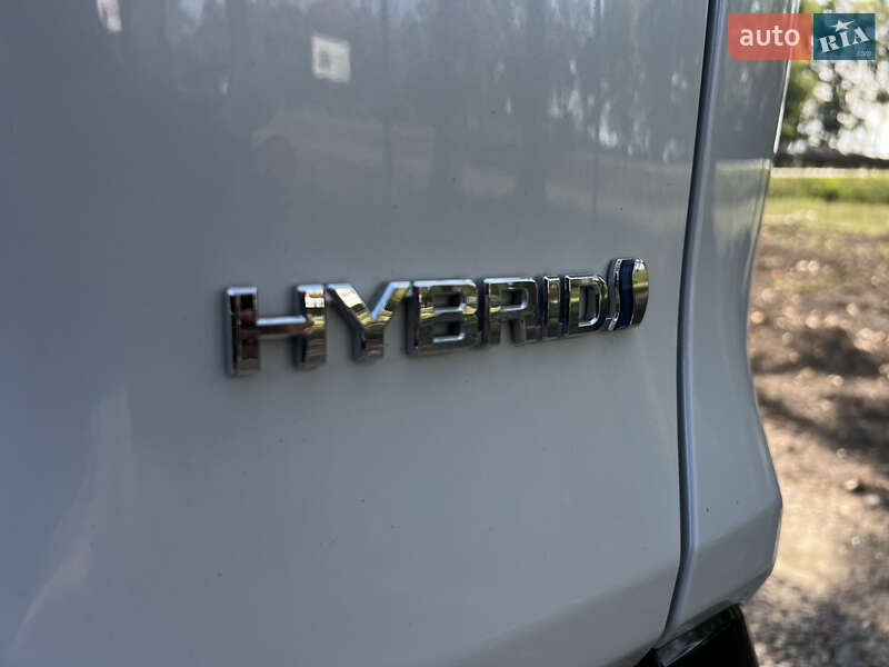 Позашляховик / Кросовер Toyota RAV4 2019 в Умані фото 8 Позашляховик / Кросовер Toyota RAV4 2019 в Умані