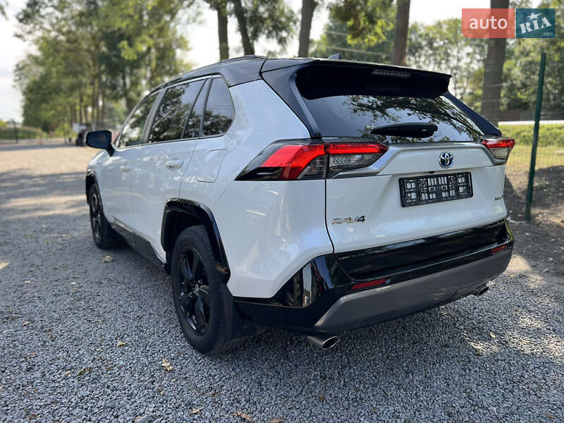 Позашляховик / Кросовер Toyota RAV4 2019 в Умані фото 4 Позашляховик / Кросовер Toyota RAV4 2019 в Умані